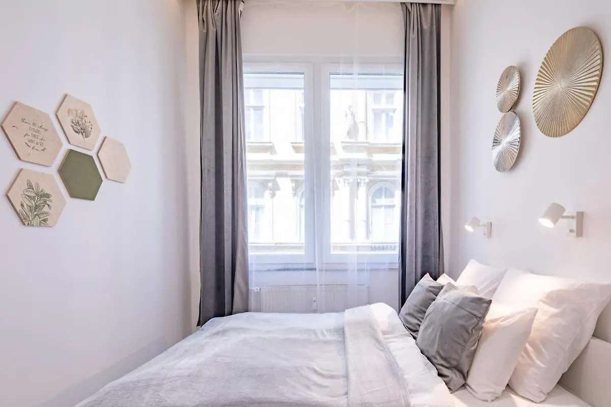 Apartament Super Central - New - Comfy Studio Budapeszt Węgry